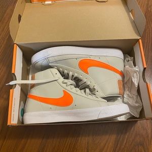 Nike Blazer Mid Orange 77